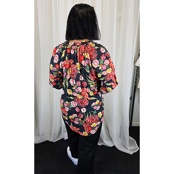 3/4 Sleeve Top Black Floral