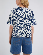 Stencil Floral Tee Navy