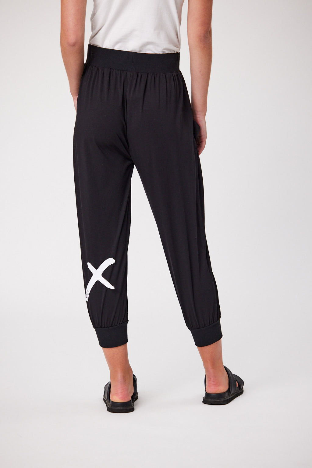 Signature Print Fresco Pants Black